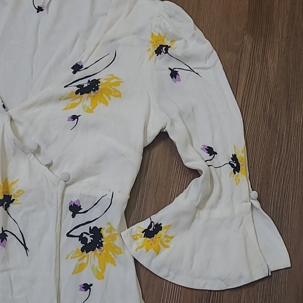 Free People Cream‎ Fabric Detail